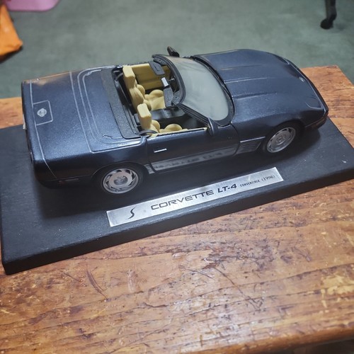 Maisto scale die - die, cast