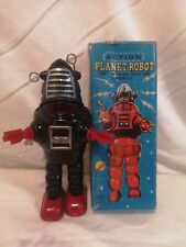 KO Yoshiya Japan - Action Planet Tin  Key wound motor Sparky - Robby The Robot.