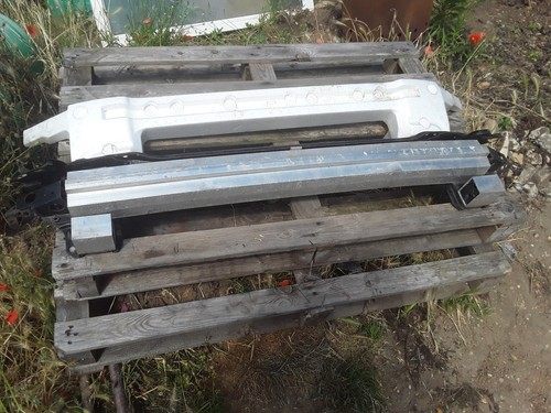 Front crash bar fit - front, subaru