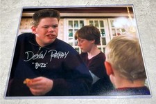 Devin Ratray Signed Buzz McCallister Home Alone 8x10
