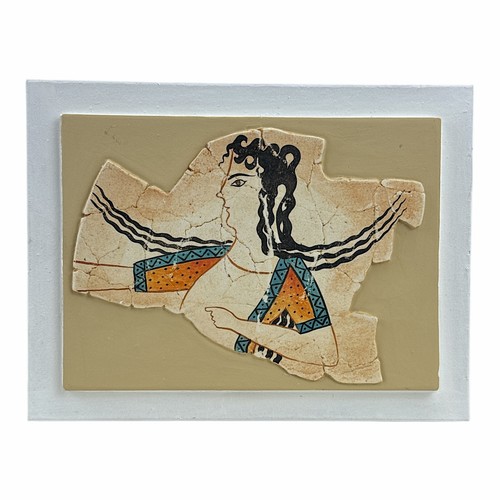 Dancing minoan girl fragment - dancing,