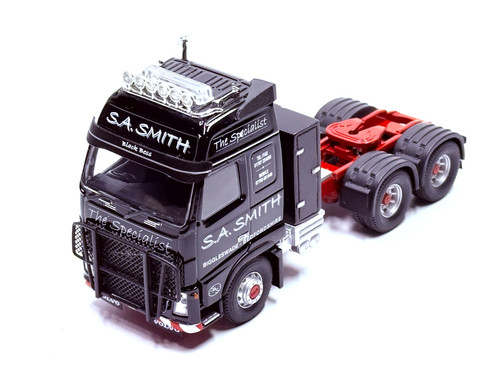 Corgi cc14041 volvo - corgi, 3-axle