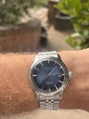 Catches the light seiko - catches,