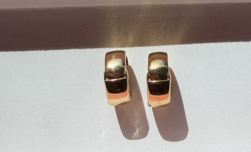 Authentic 18k saudi - saudi, gold