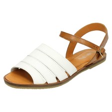 Ladies Leather Collection Flat