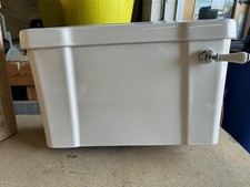 Burlington C2 toilet cistern