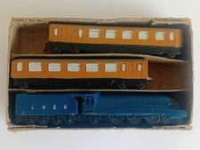 Dinky Toys 16 Passanger Express Train Set LNER. Original Box 