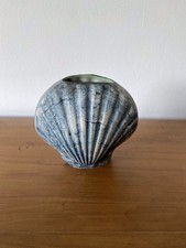 Shell Shaped Vase N62 From J