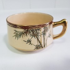 Meiji antique Japanese Satsuma ceramic tea cup bamboo hand-painted Japan