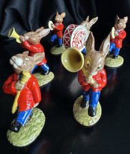 ROYAL DOULTON Bunnykins Oompah