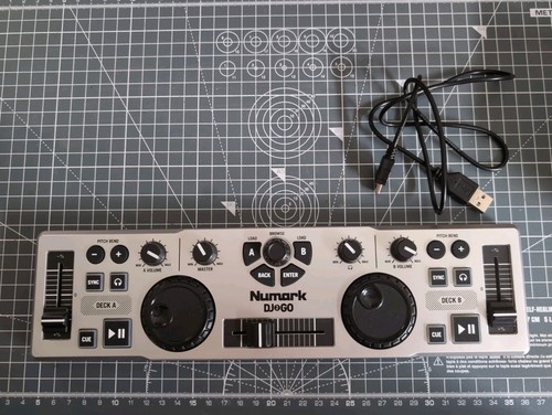 Numark dj2go controller - numark, dj
