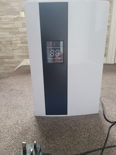Portable dehumidifier - 2.2l,
