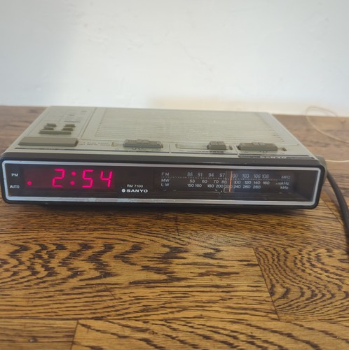 Vintage sanyo rm7100 - sanyo,