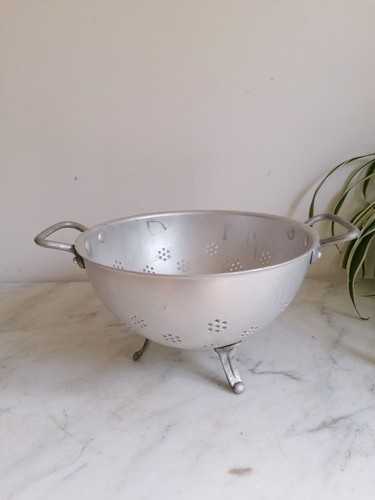 Vintage aluminium footed - aluminium,