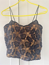 PRICED TO SELL LADIES MEDIUM