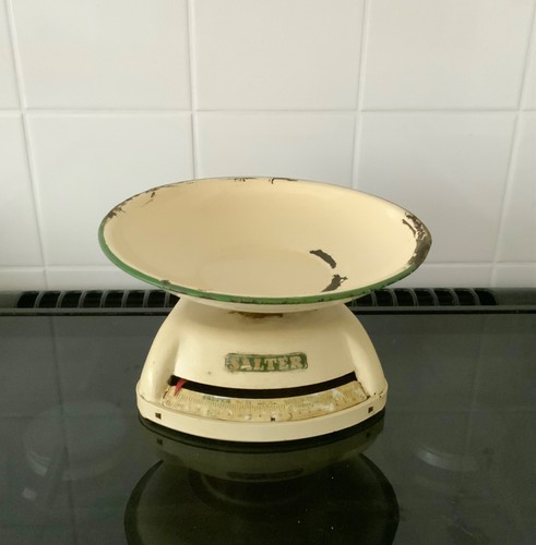 Vintage retro cream and - retro,