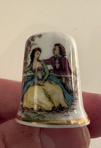 Vintage bone china thimble - bone,