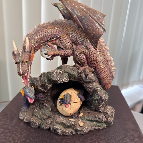 Mystical dragons avigadere and - mystical,