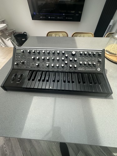 Moog sub synthesizer - moog,