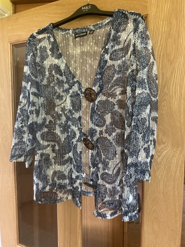Size medium but - but, nina