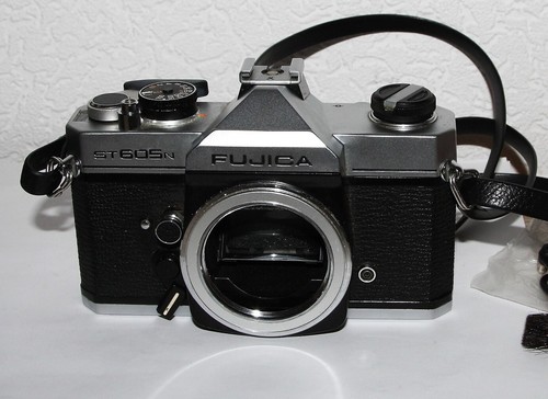 Fujica 605 vintage photo - 605,