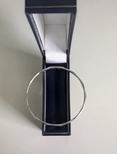 Hallmarked sterling silver - hallmarked,