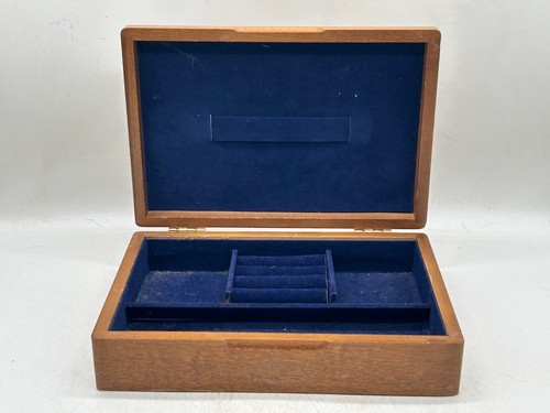 Vintage wooden jewellery box - jewellery,