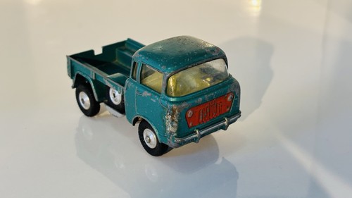 Corgi toys 470 - jeep, fc150
