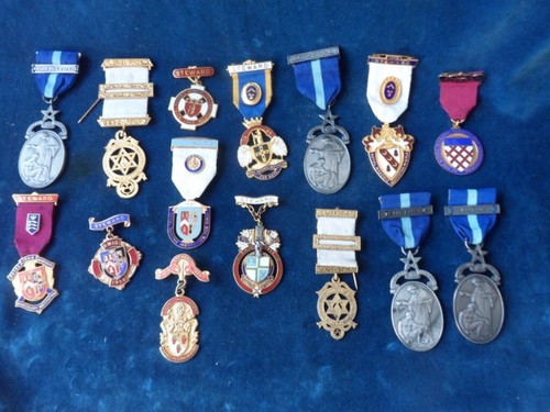 Masonic memorabilia jewels - memorabilia,