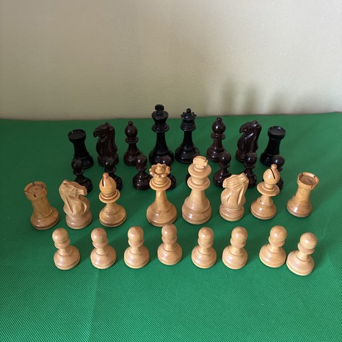 Vintage wooden chess pieces - wooden,