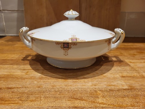 Noritake serving bowl lid - serving,