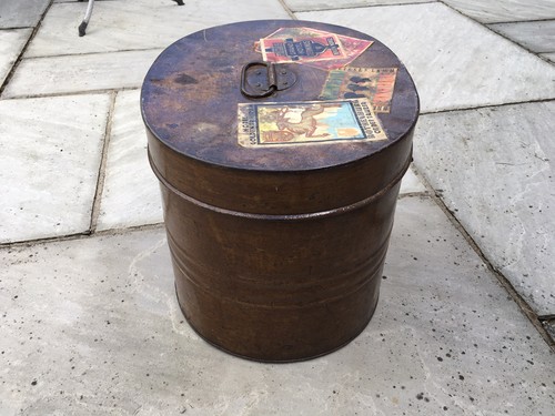 Vintage metal hat - metal, box