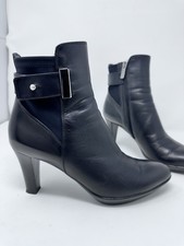 Russell and Bromley Aquatalia