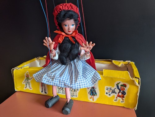 Pelham puppets red riding - pelham, hood