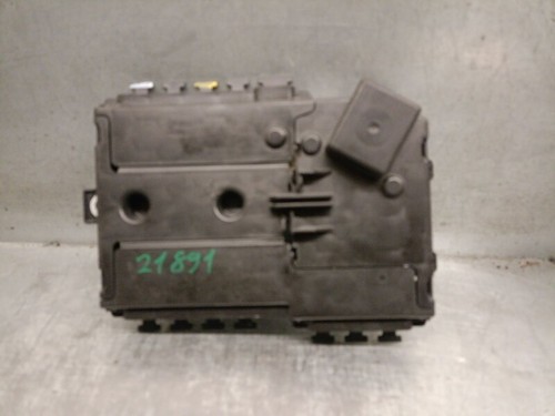A2135406200 fuse relay box