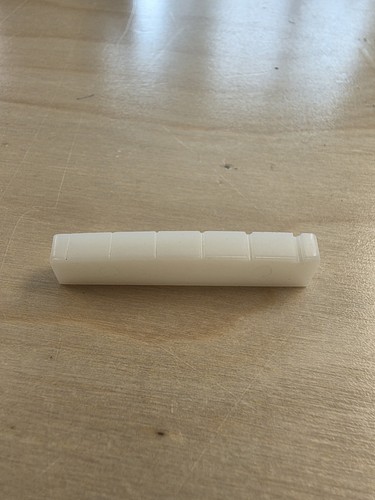 Vintage guitar nut nylon - vintage, 4/6