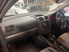 VOLKSWAGEN GOLF DASHBOARD