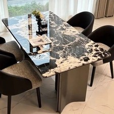 Light Luxury Italian Style