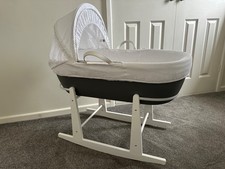 Shnuggle Moses Basket and Rocking Stand with Cover
