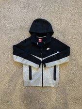  Nike Sportswear Tech Fleece