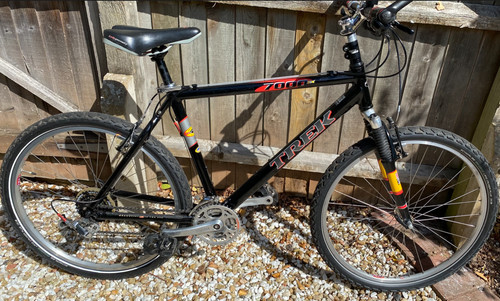 Retro trek 7000 - trek, hard