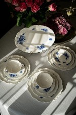 Vintage Royal Albert “Connoisseur” Bone China Dinner Set 1960s–70s (12pc)