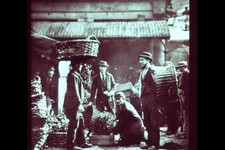 COVENT GARDEN PORTERS (35MM SLIDE) LOT B57