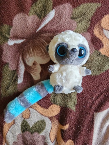 Yoohoo friends lemur plush - friends,