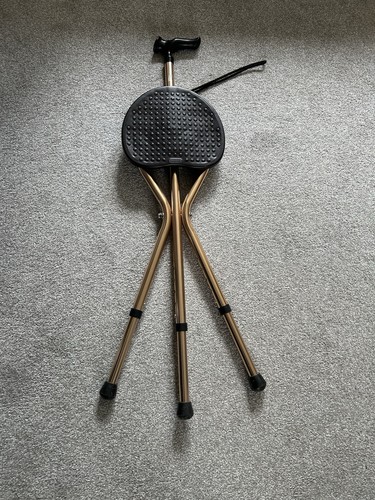 Portable adjustable legged - portable, 3-legged