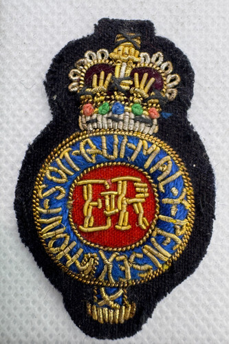Hand embroidered gold silver - &,