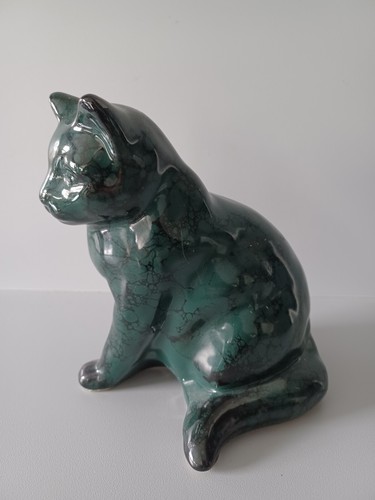 Art pottery green - pottery,
