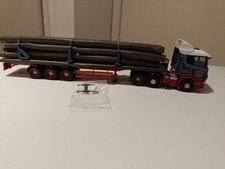 CORGI CLASS L TRACTOR UNIT WITH TRI-AXLE TRAILER AND DETACHABLE LOG LOAD.