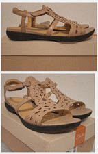 Women’s New CLARKS "Un