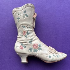 Raine Miniature Victorian